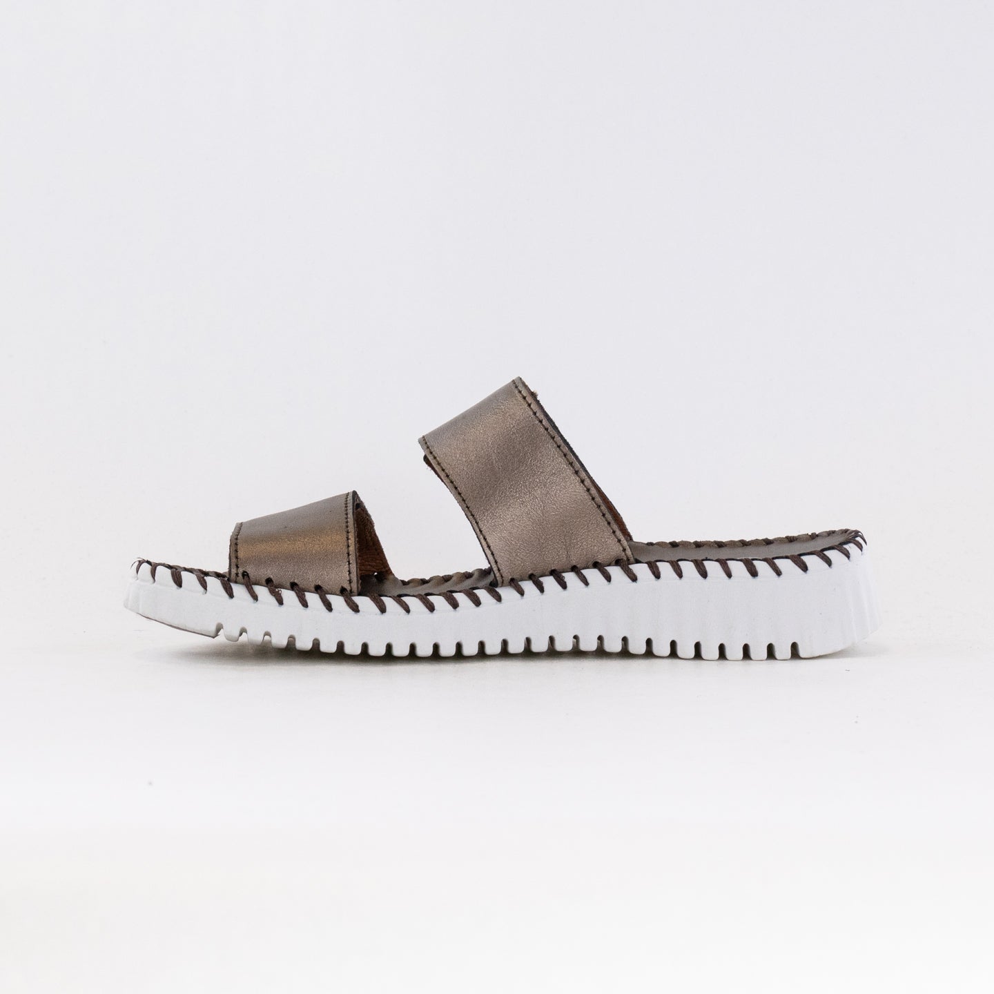 Eric Michael Women's Pewter Leather Angie Sandals - Stylish & Comfortable