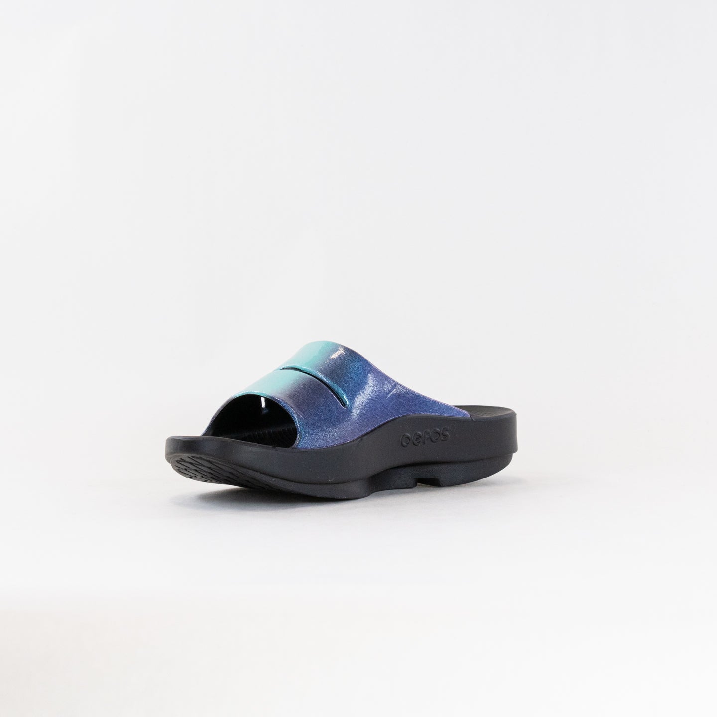 OOFOS Women's OOahh Luxe Slide Sandal in Atlantis Style