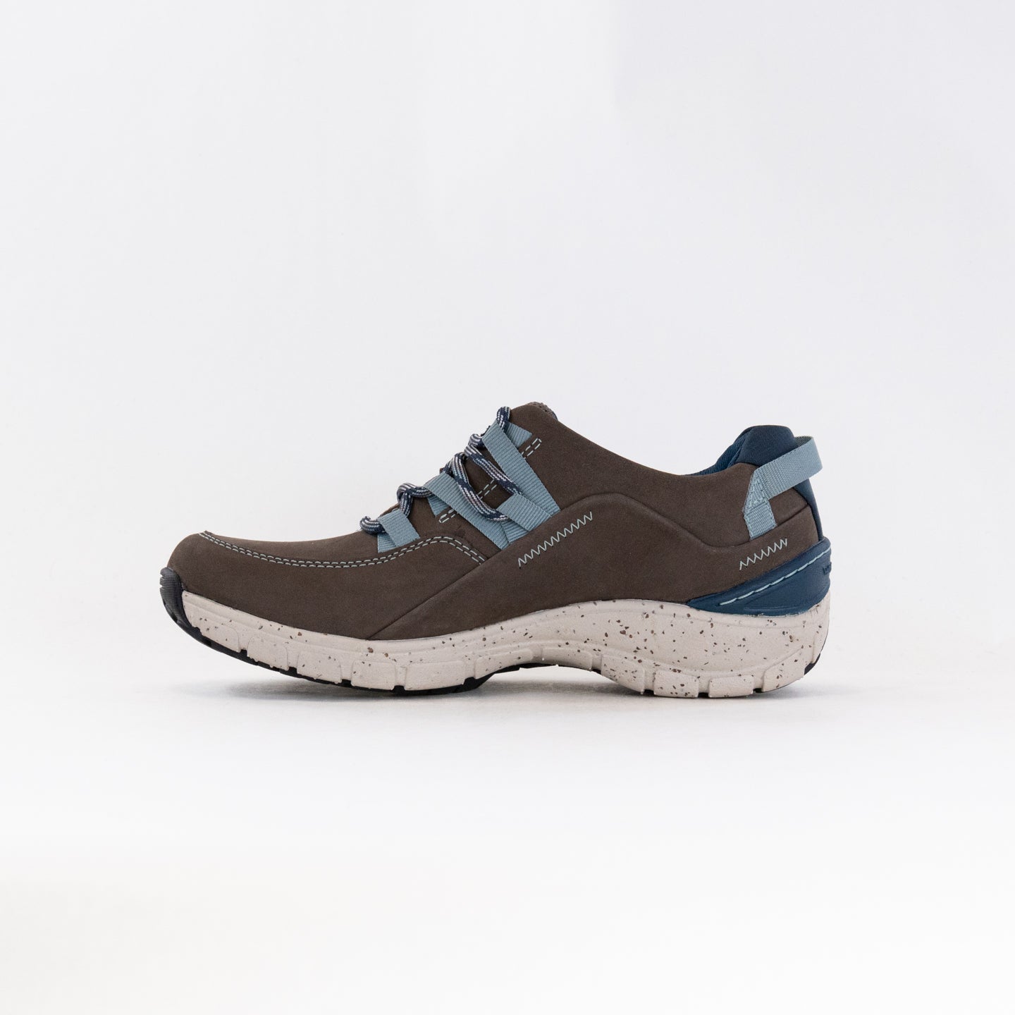 Women's Clarks Waterproof Wave Range Shoes in Stylish Taupe Combi