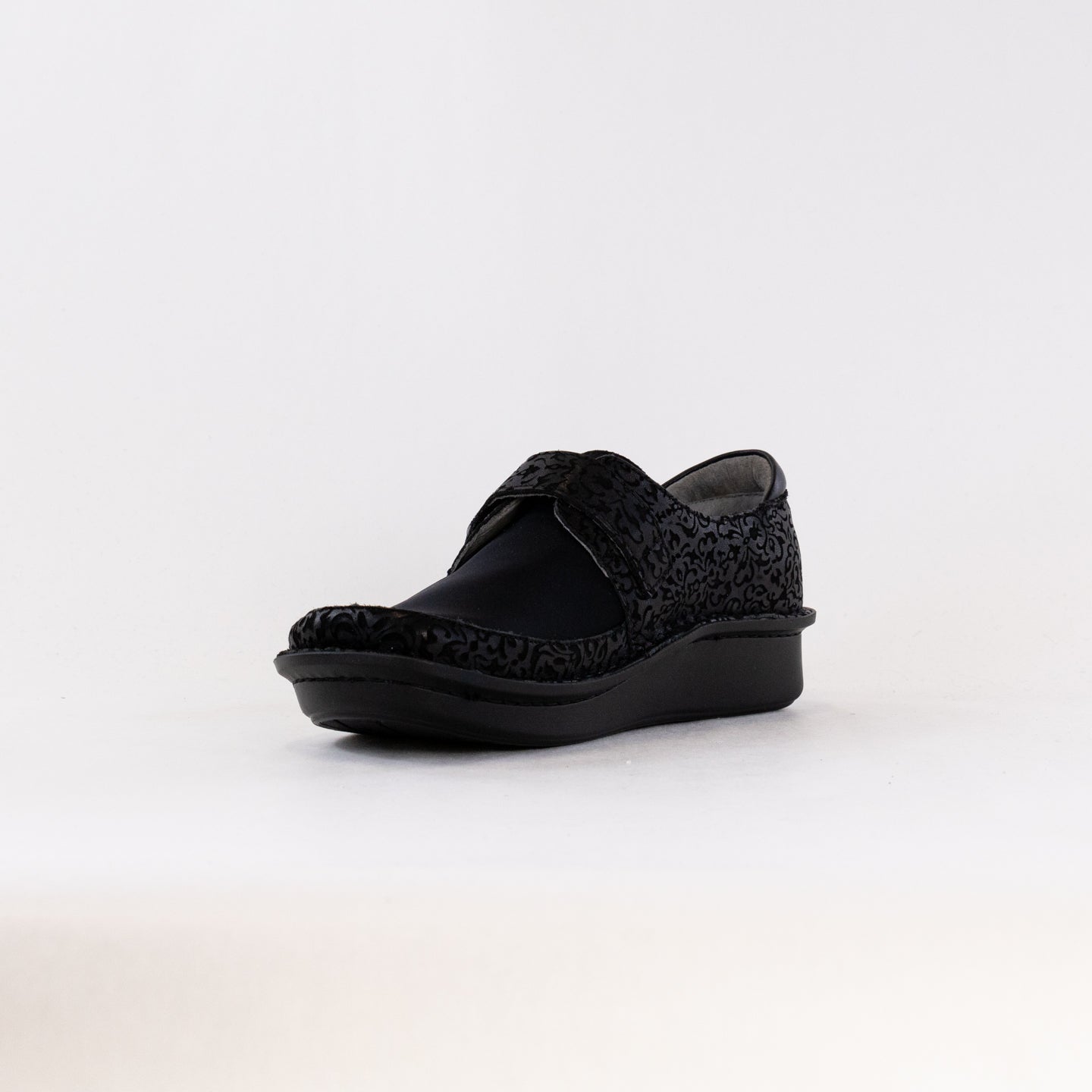 Women's Elegant Alegria Brenna - Aristocratic Style