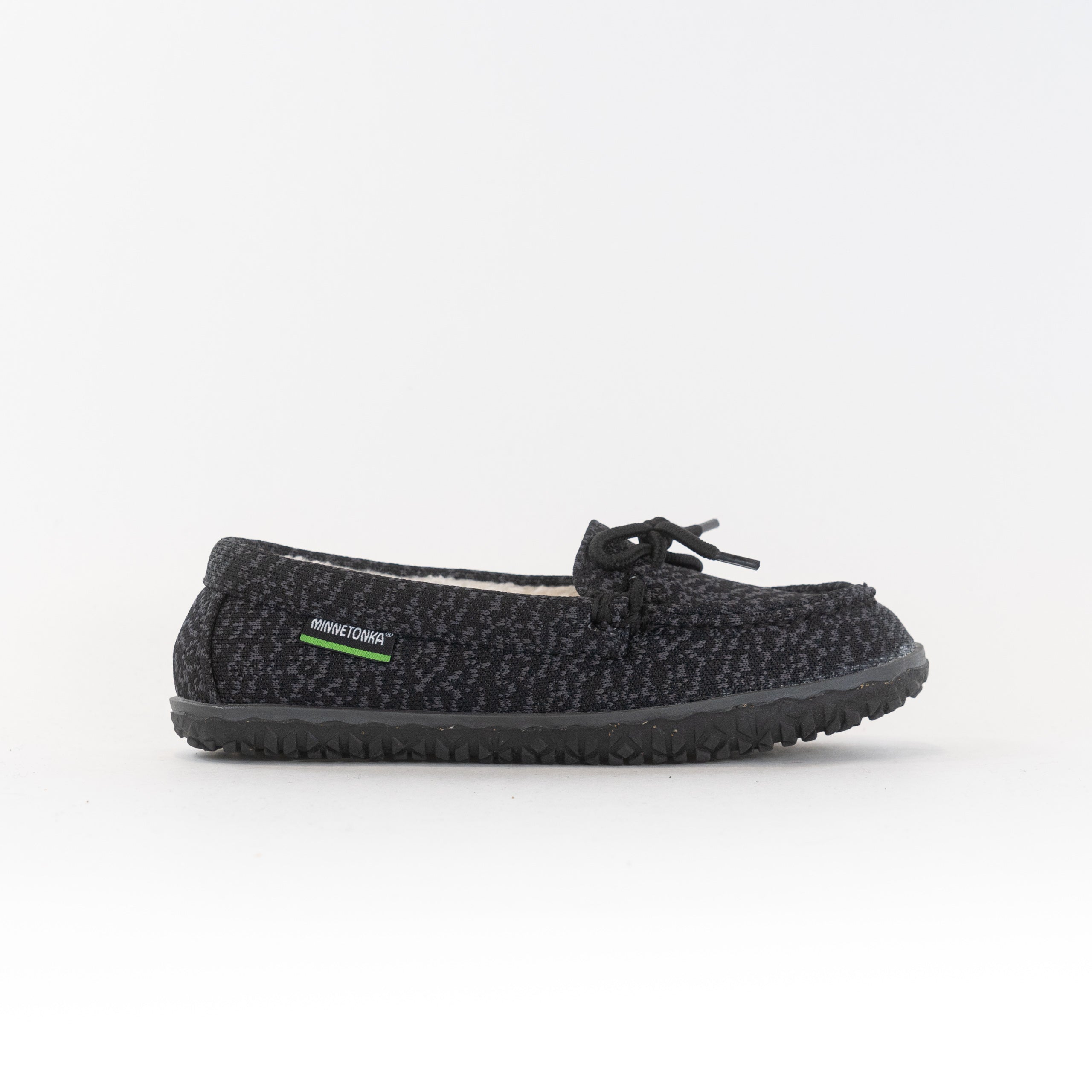 Minnetonka Women's Black Eco Oak Sustainable Slippers