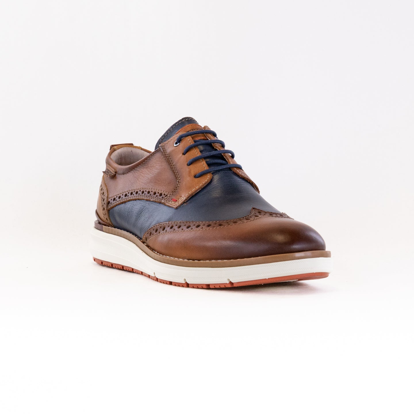 Pikolinos Men's Brandy-Colored Manacor Wingtip Dress Trainers