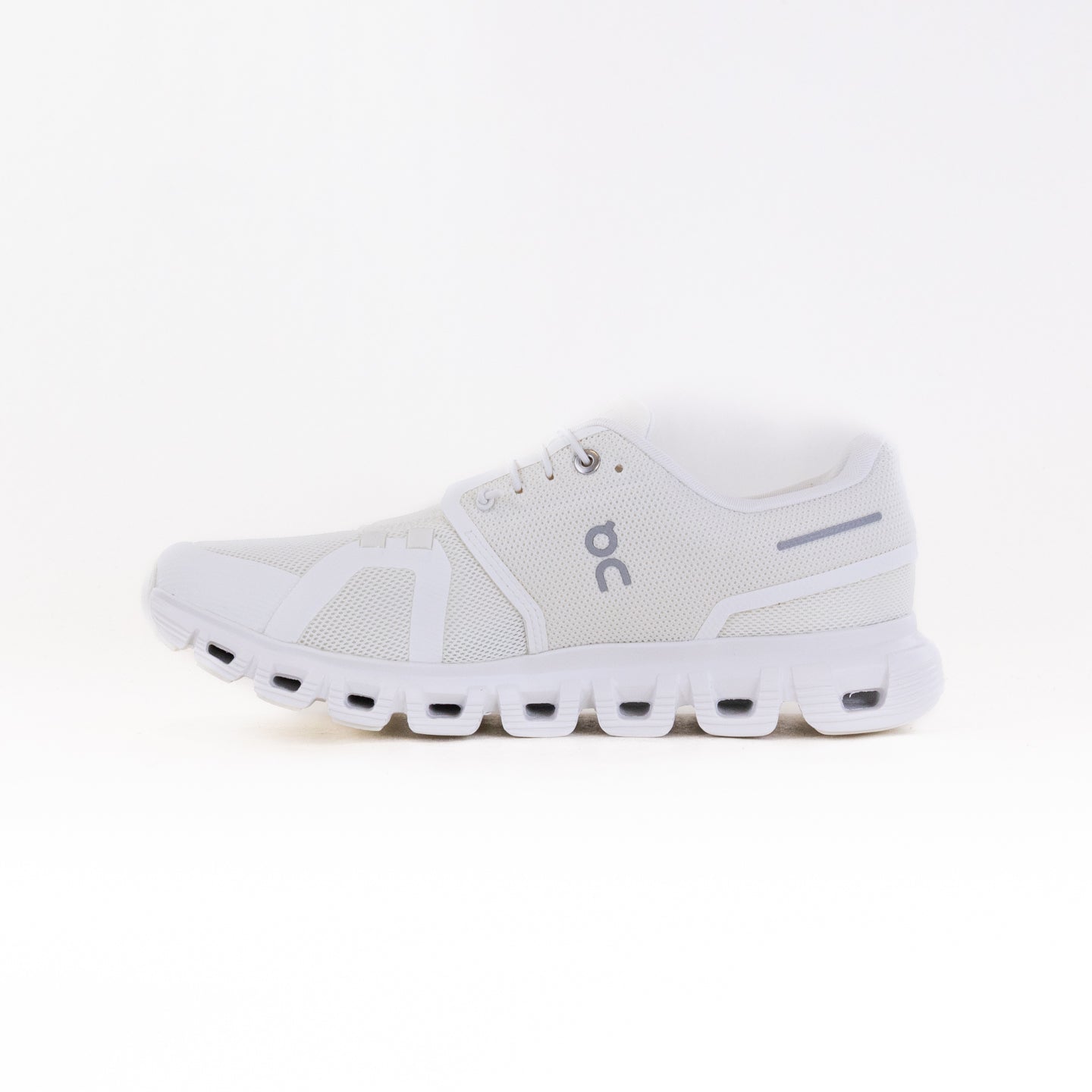 Men's Running Shoes - On Cloud 6 in All - White Color