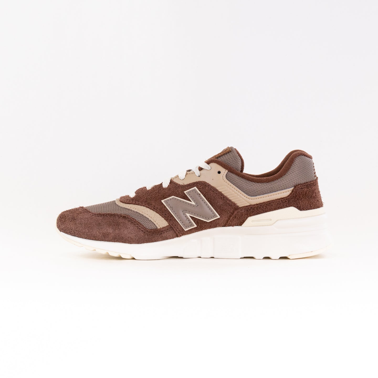 New Balance Men's Retro 997H Running Sneakers in Stylish Brown