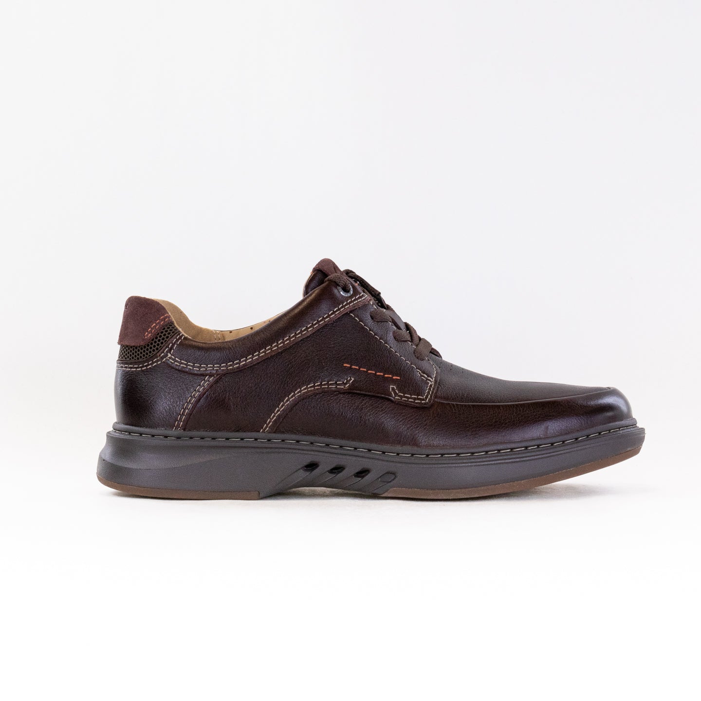 Clark's Men's Un Briley Lace Casual Comfort Shoes in Mahogany Color