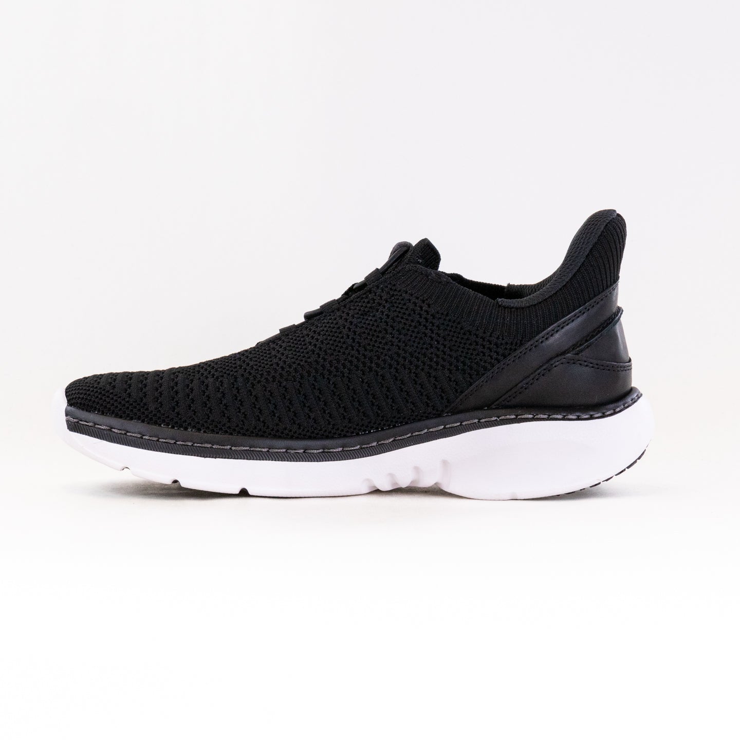Clarks Men's ClarksPro Lo Casual Athletic Shoes - Black Knit