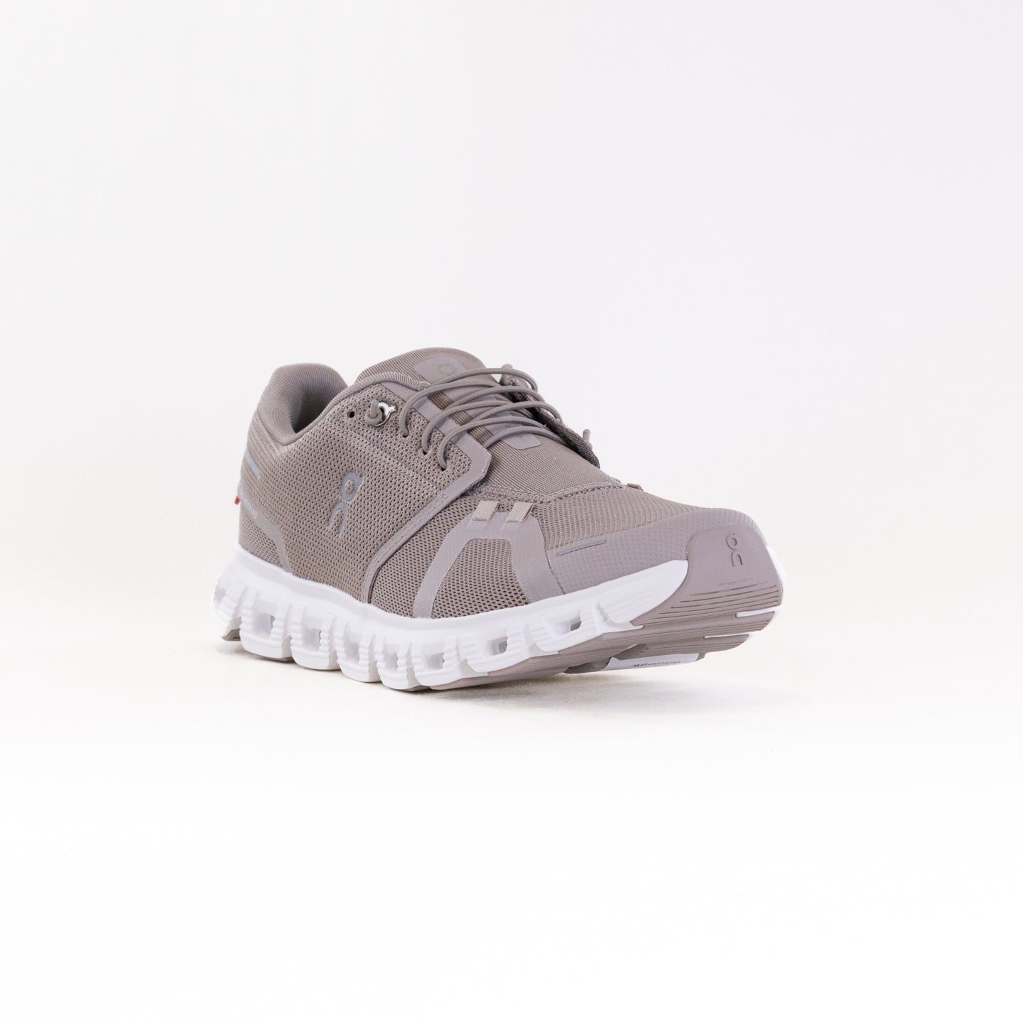 Men's On Cloud 6 Running Shoes in Fog/White Color Scheme
