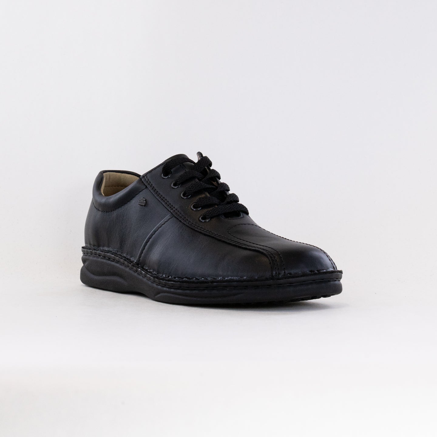 Men's Finn Comfort Dijon in Classic Black Leather