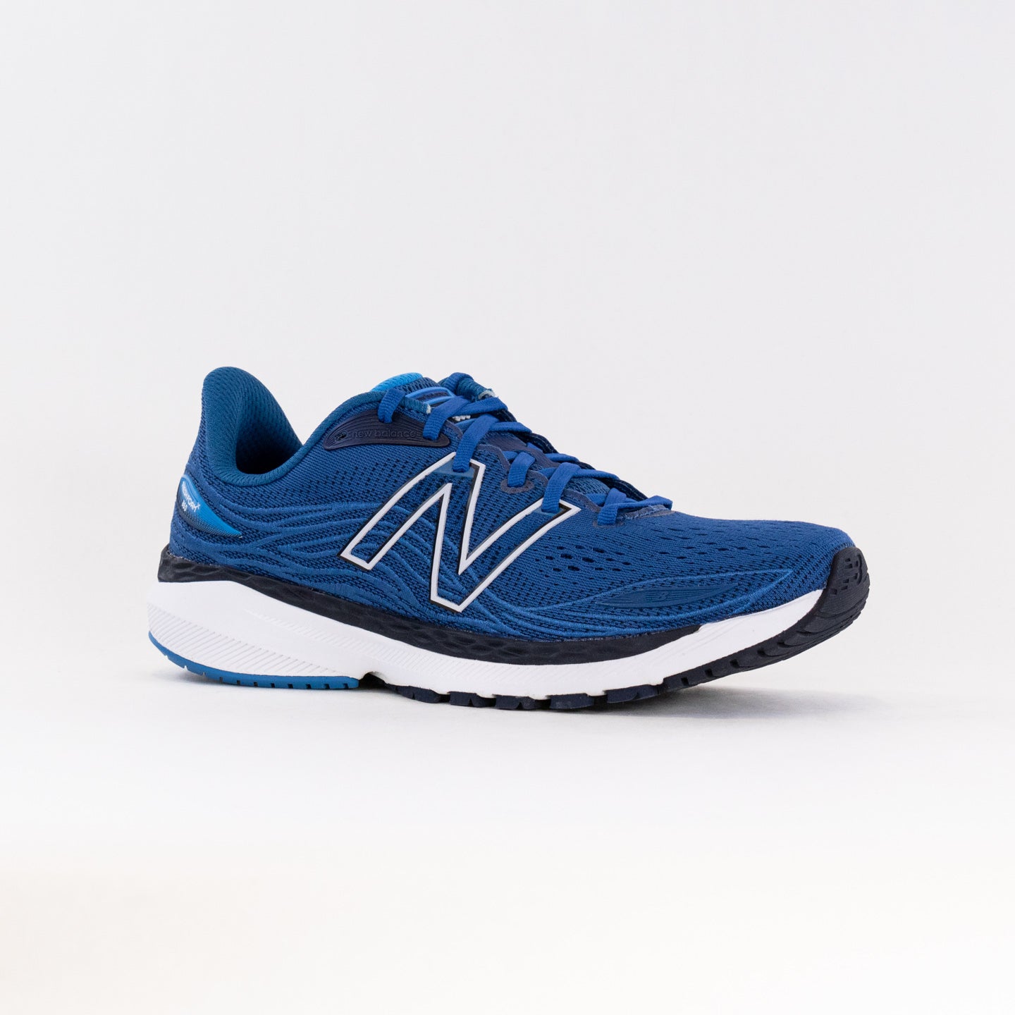 Men's New Balance 860V12 Running Shoes in Oxygen Blue