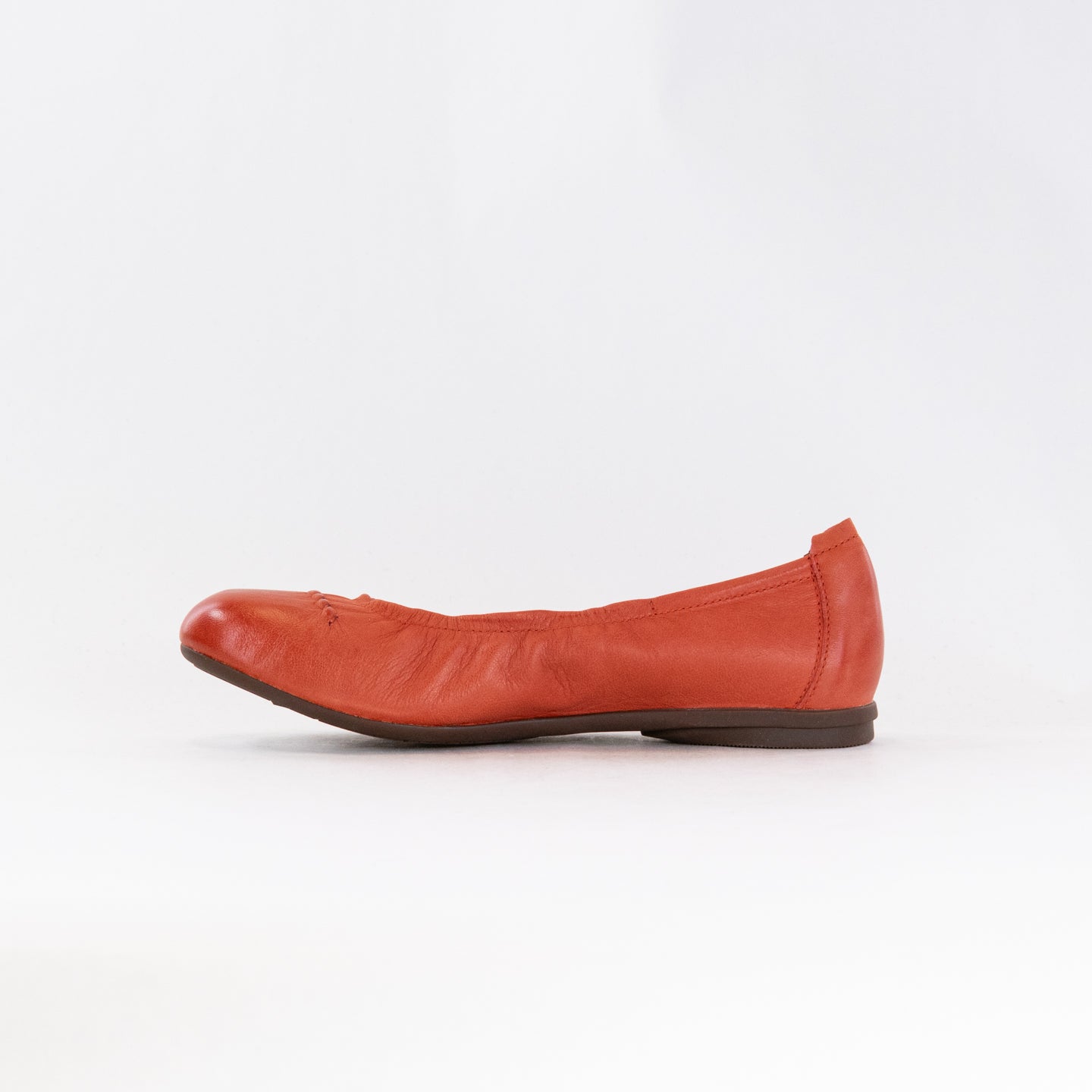 Clarks Women's Rena Hop Flat Shoes in Grenadine Leather
