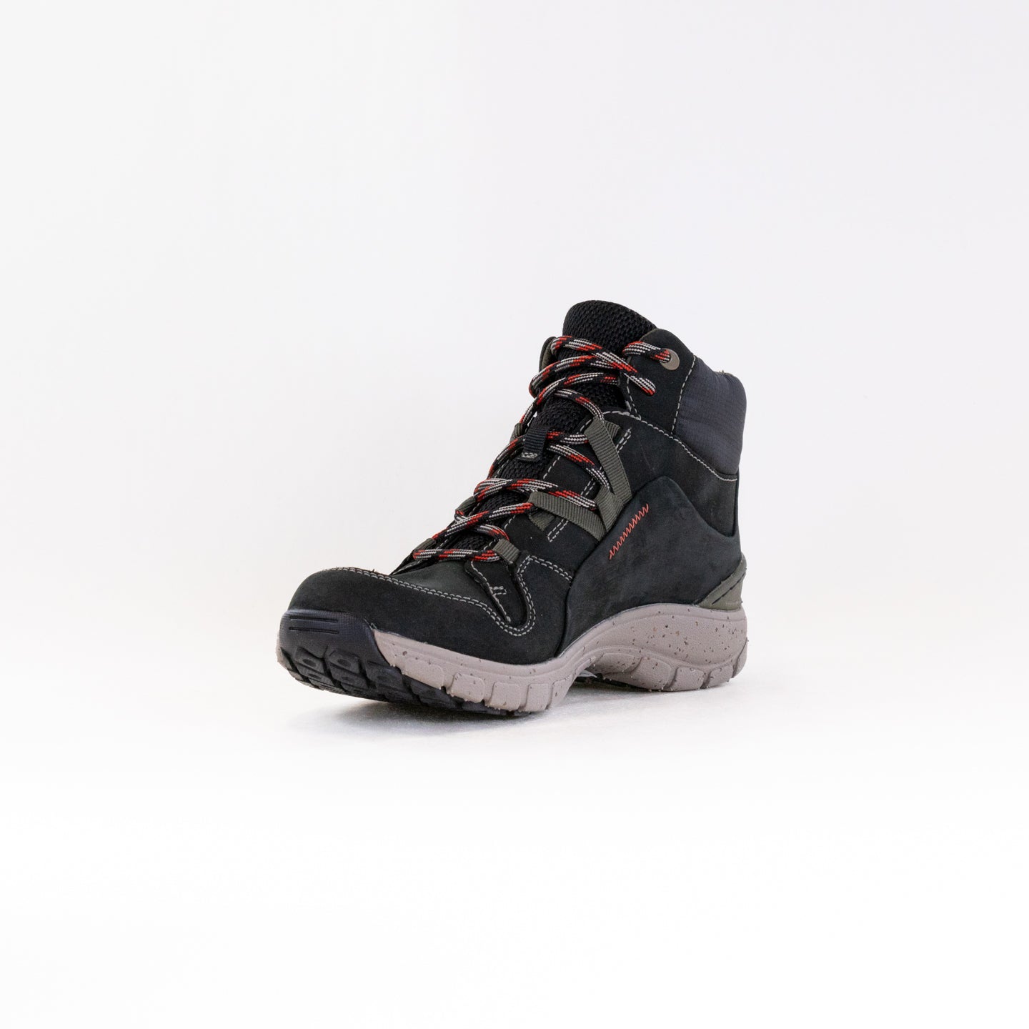 Clarks Women's Waterproof Wave Summit Boots in Sleek Black