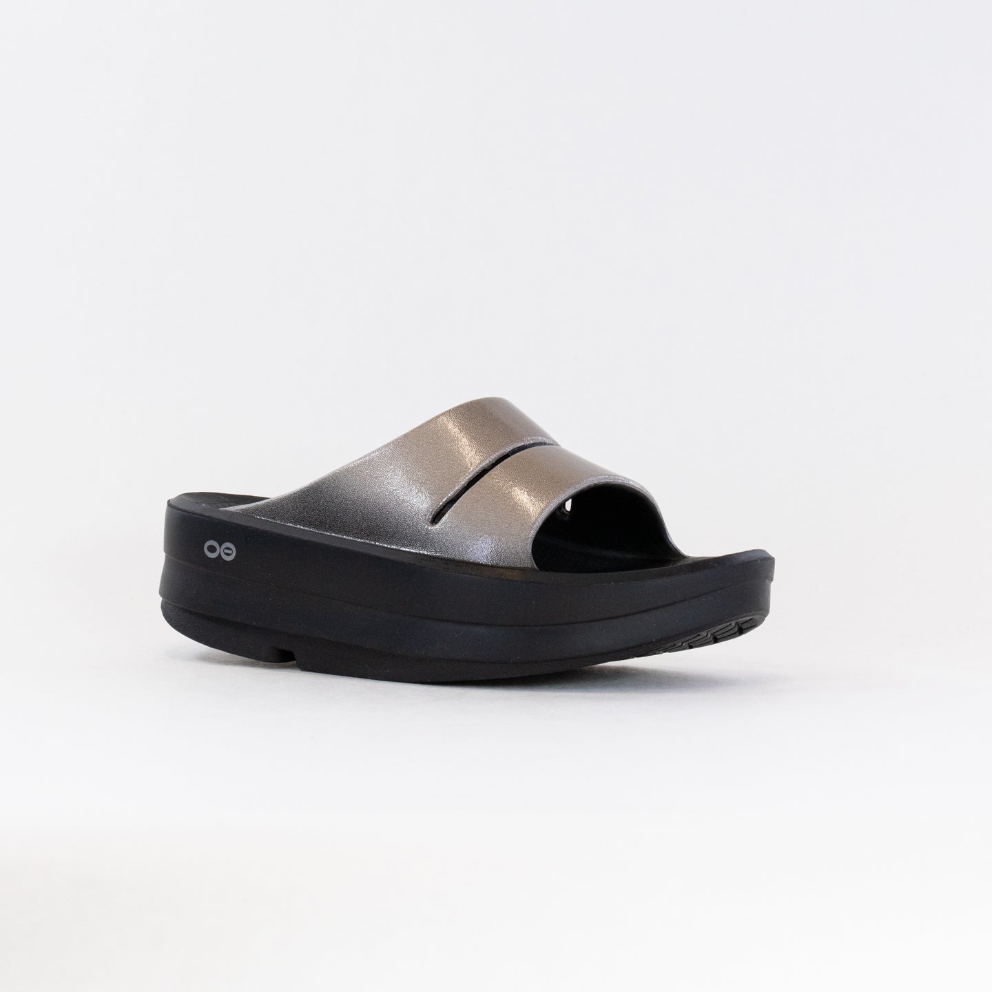 OOFOS Women's OOMega Oolala Latte Sandals for Active Recovery