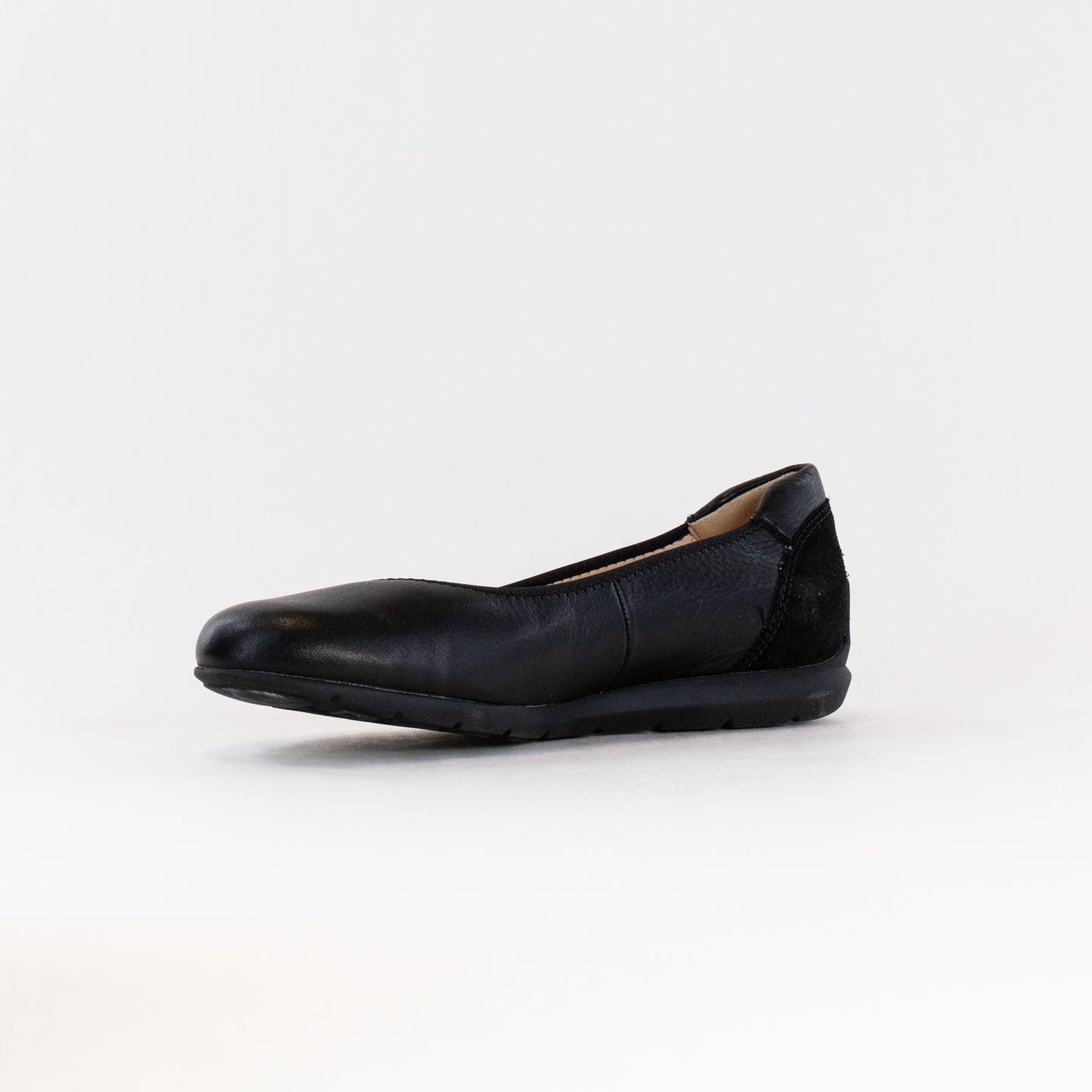 Women's Black Ara Sarah Classic Ballet Flats for Modern Fashion