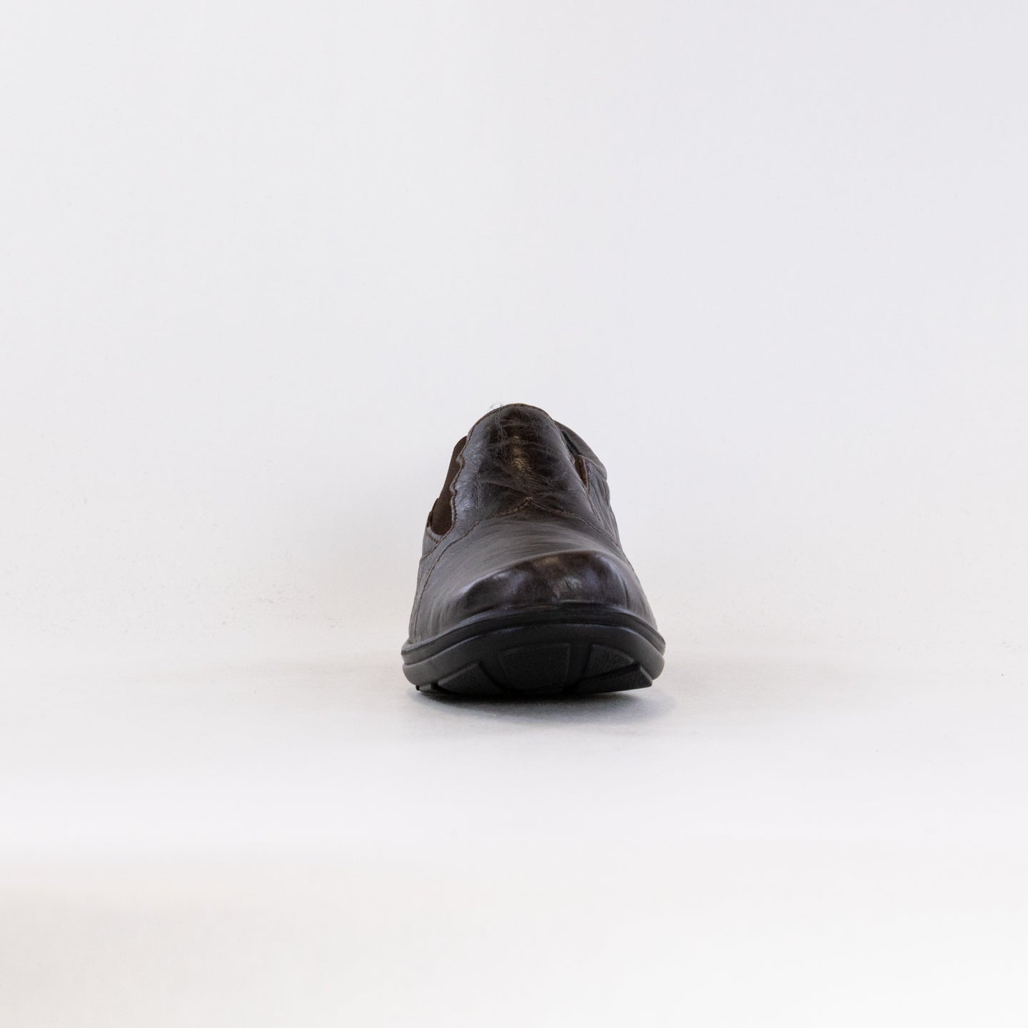 Women's Romika Cassie 24 Slip-On Leather Loafers in Dark Brown Shade