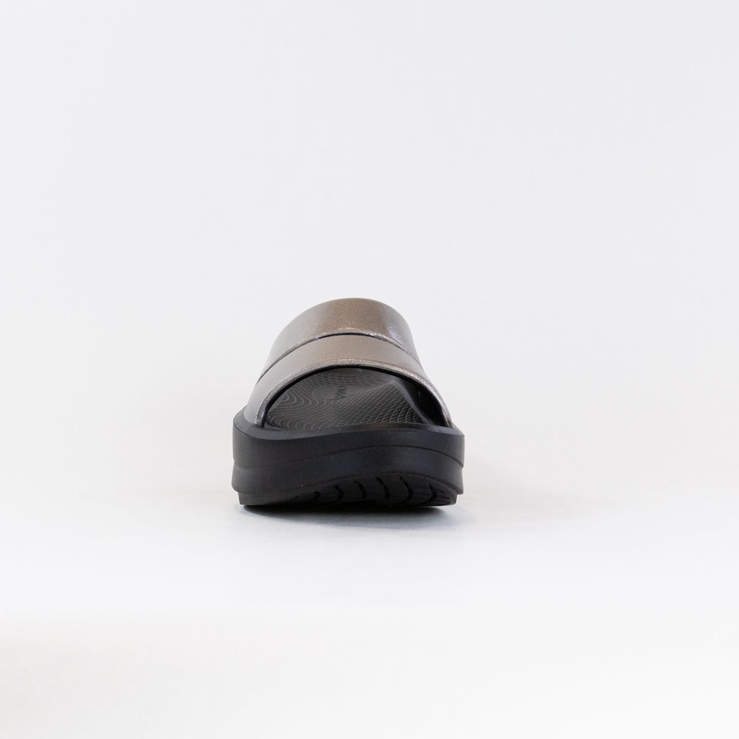 OOFOS Women's OOMega Oolala Latte Sandals for Active Recovery