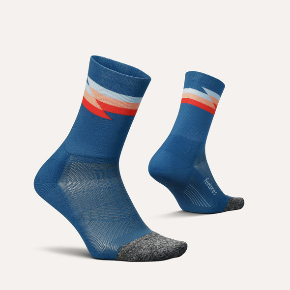 Feetures Elite Ultra Light Mini Crew Socks in Synth Wave Blue