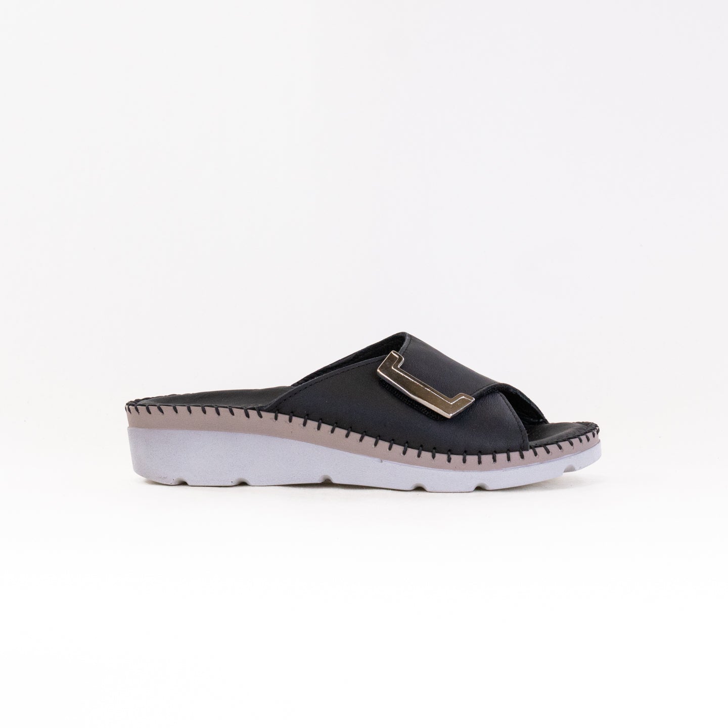 Women's La Plume Agua Black - A Blend of Elegance and Practicality