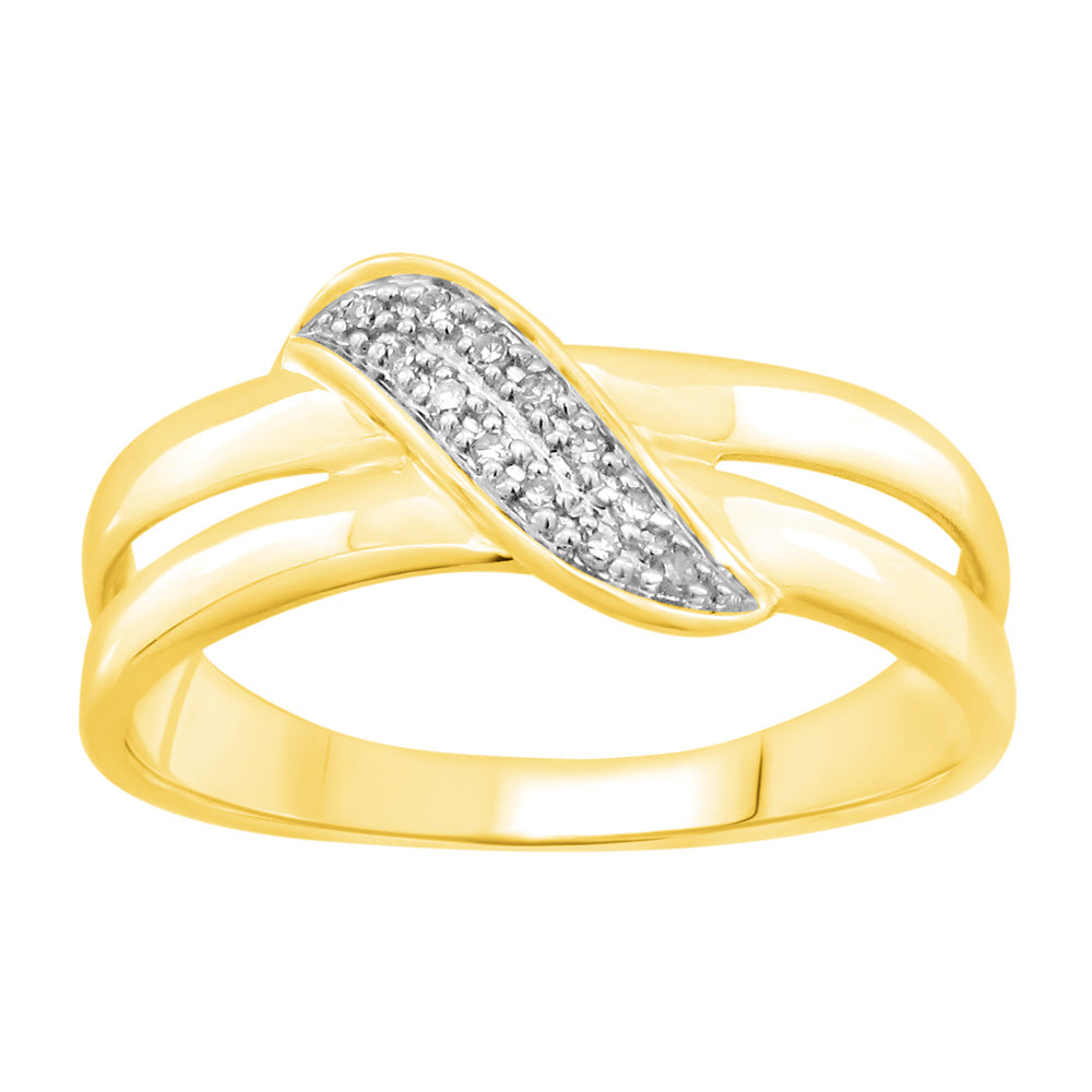 Stunning 9ct Yellow Gold Women's Diamond Ring Adorned with 12 Brilliant Cut Diamonds