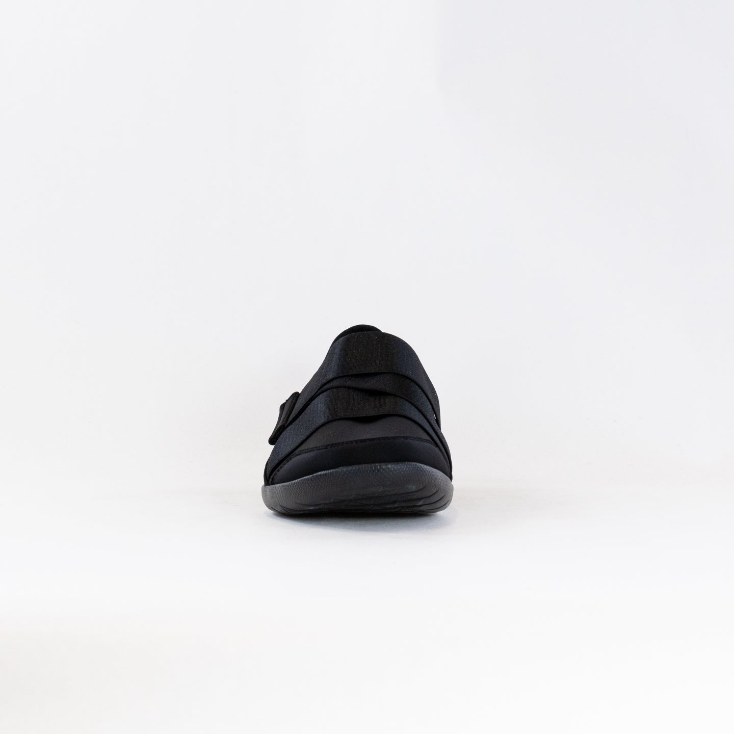 Ziera Women's Urban Black/Black Comfortable Vegan Sneakers