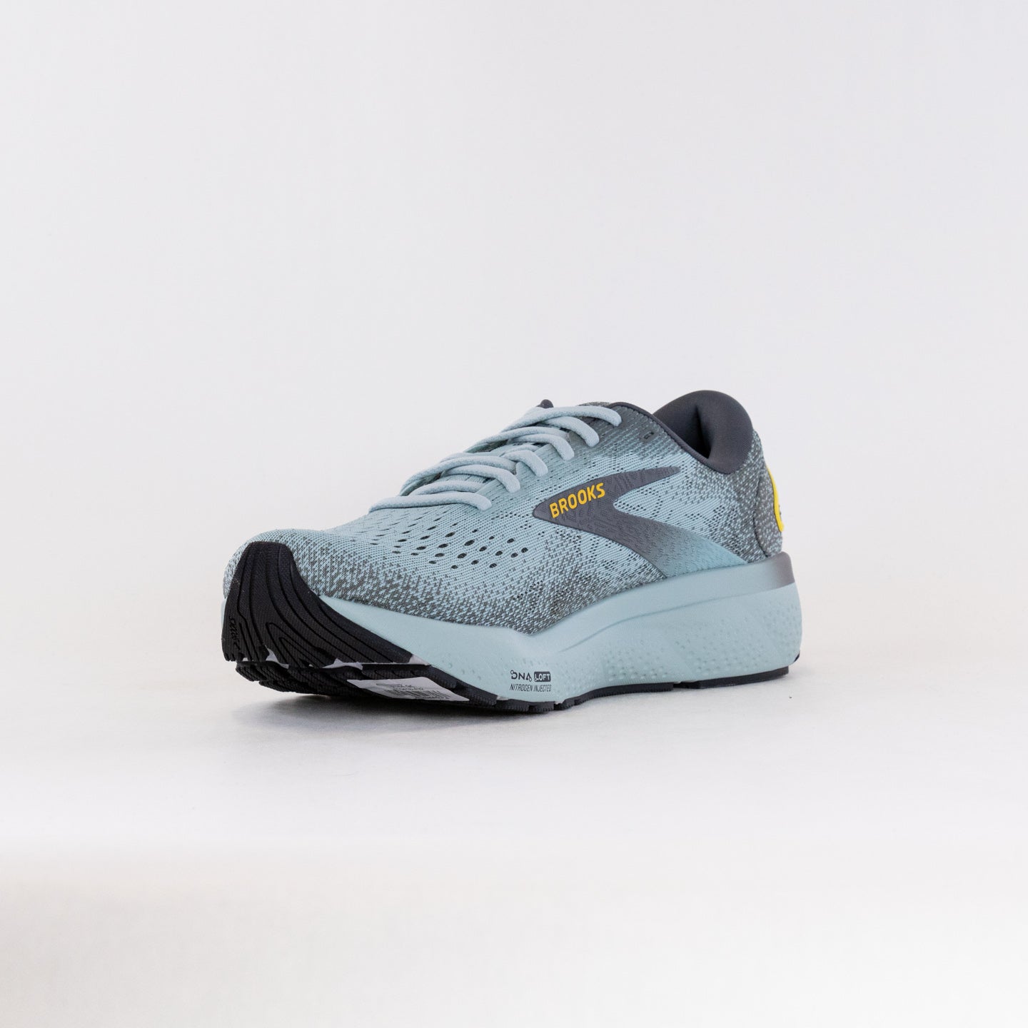 Men's Brooks Ghost 16 Running Shoes in Cloud, Grey and Gold