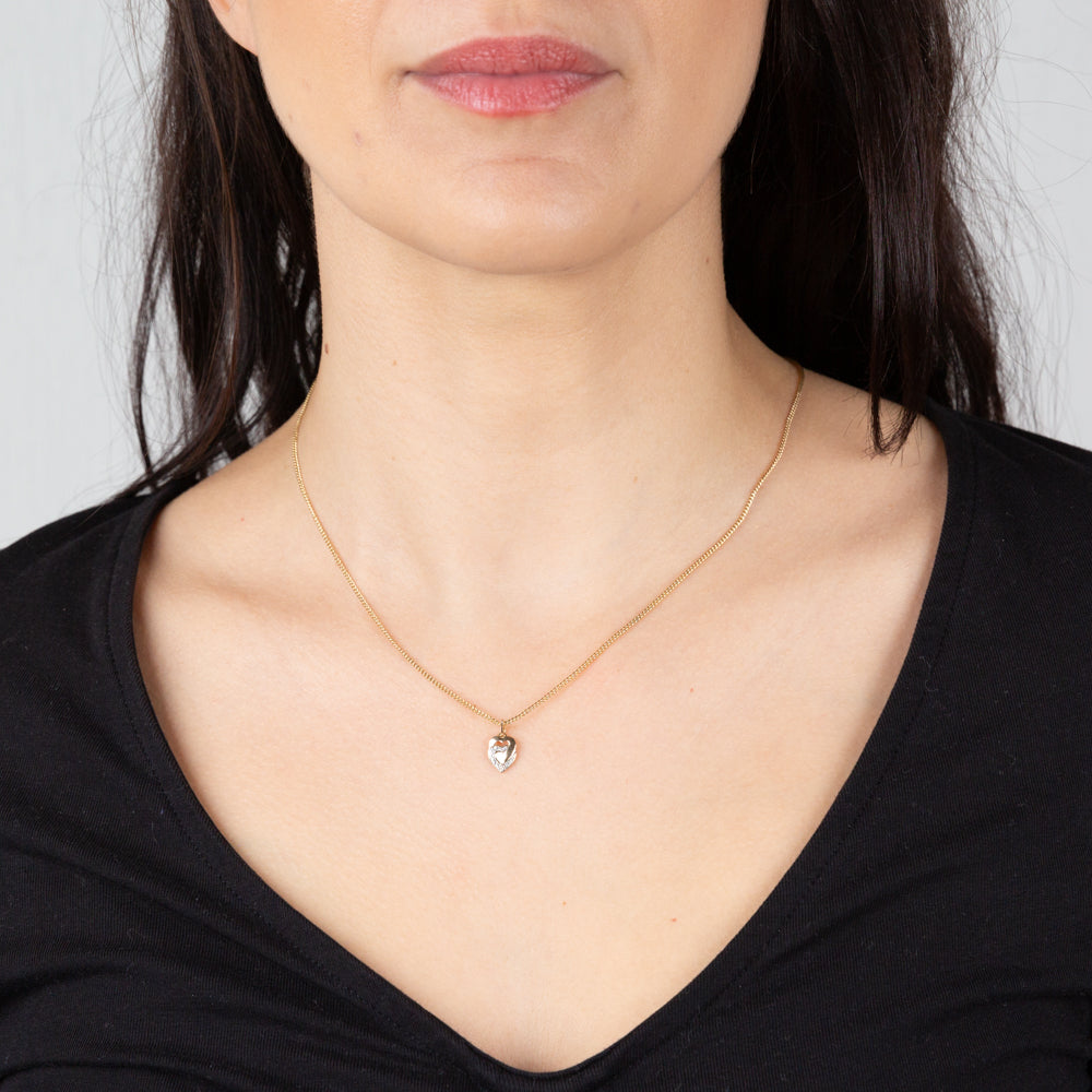Stunning 9ct Yellow Gold Diamond Heart Pendant Featuring 3 Sparkling Brilliant Diamonds for a Timeless Jewelry Piece