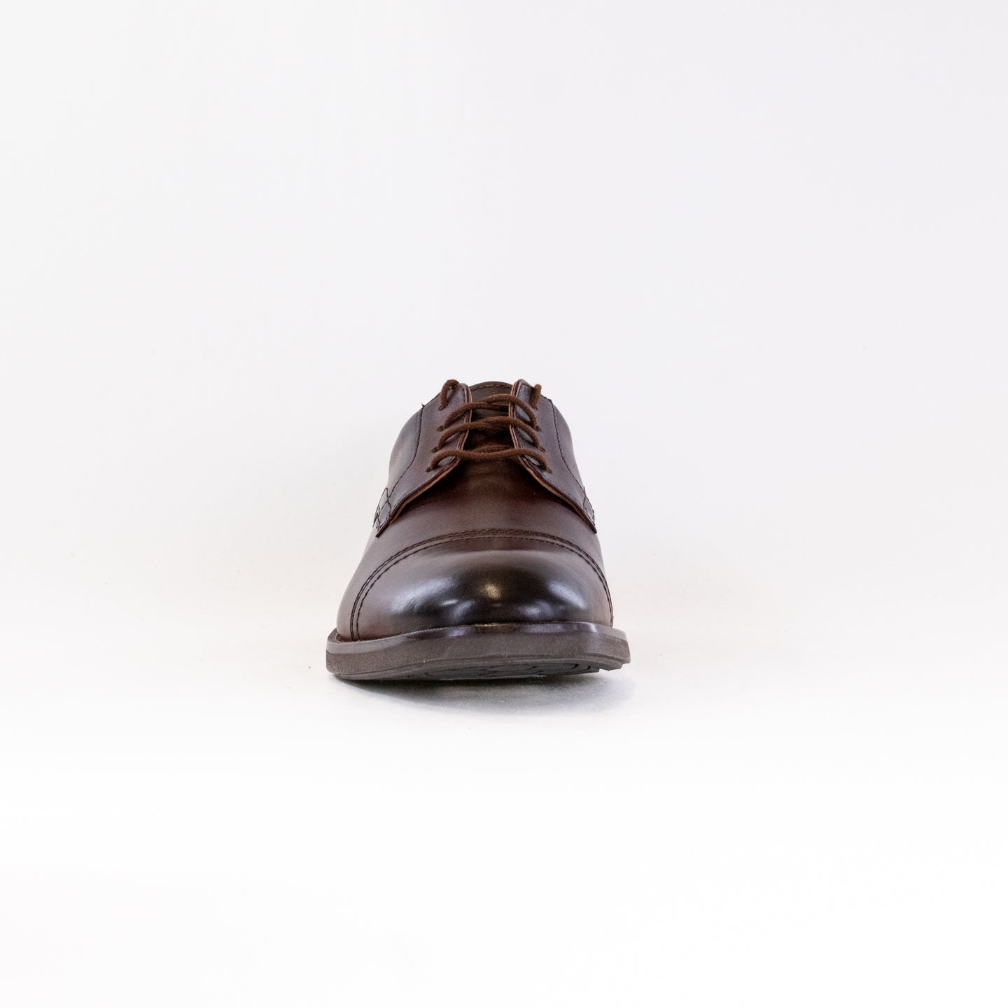Clarks Men's Un Hugh Cap Casual Shoes - Mahogany-Colored Leather