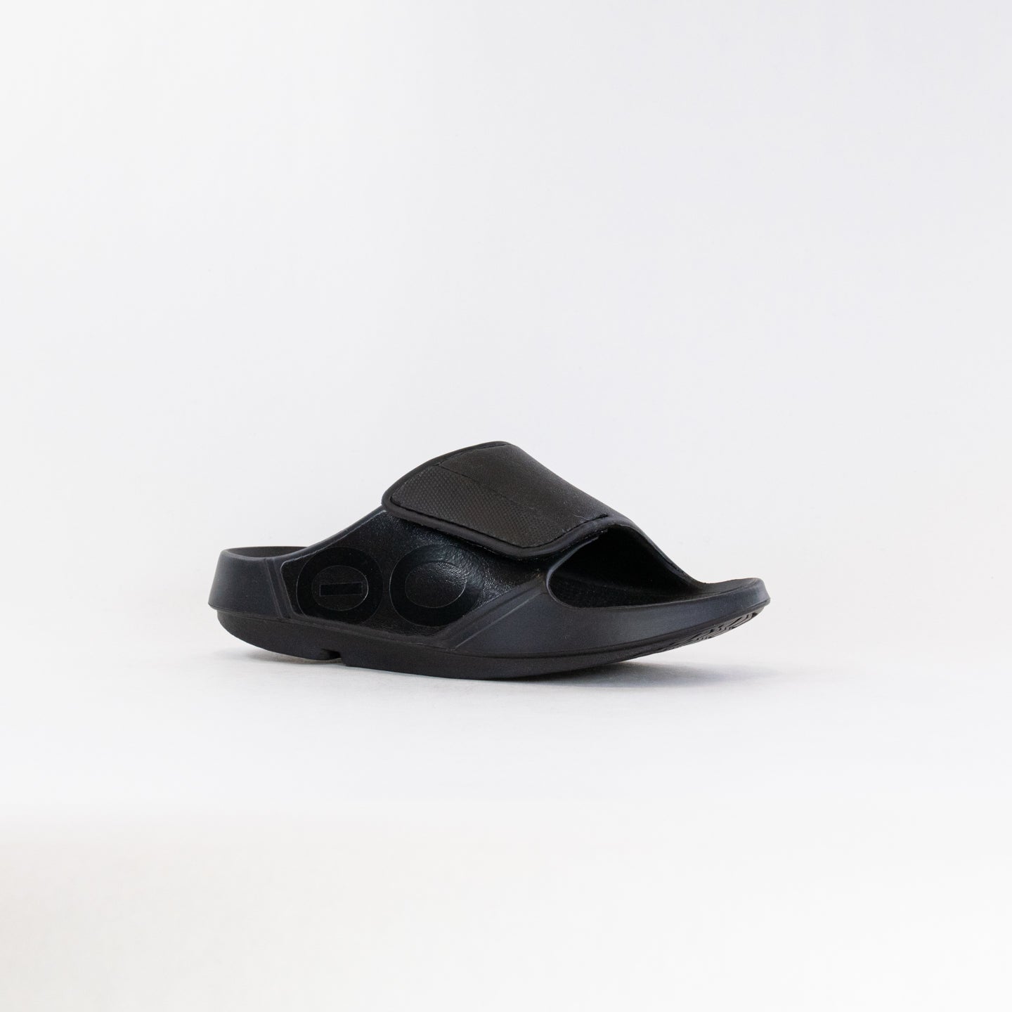 Unisex OOFOS OOahh Sport Flex Sandals in Matte Black - Stylish and Comfortable Footwear