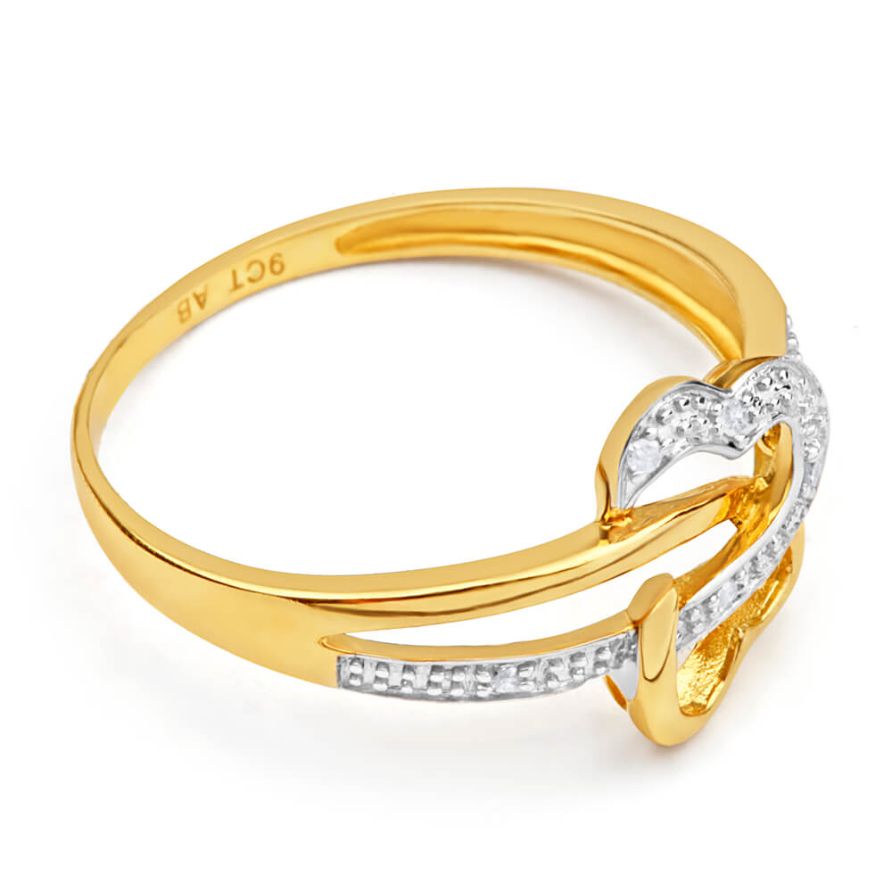 Exquisite 9ct Yellow Gold Engagement Dress Ring Set Adorned With 6 Round Brilliant-Cut Diamonds