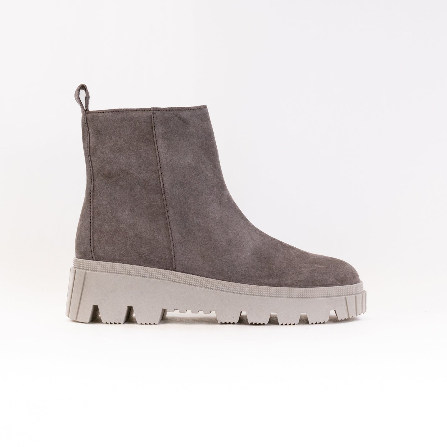 Women's Gabor 51.820.18 Boot Crafted from Mohair - Like Suede Material