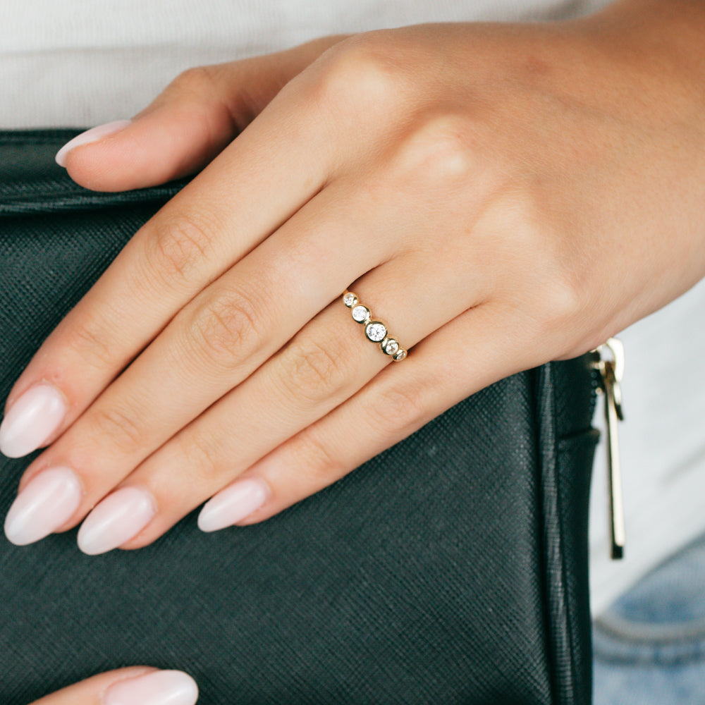 Stunning 9ct Yellow Gold Cubic Zirconia Ring for Cocktail Parties